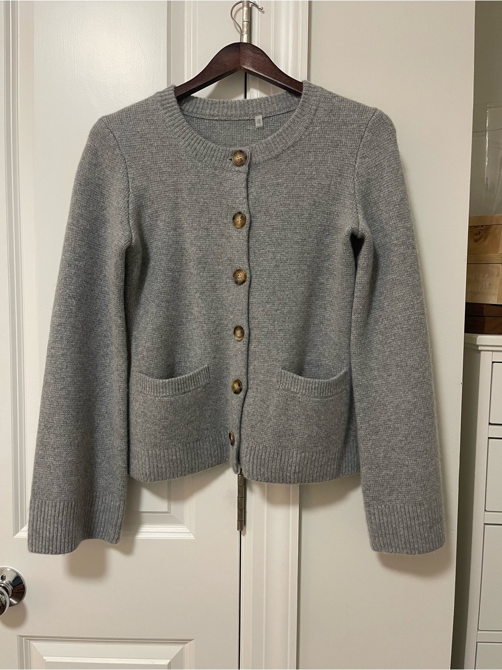 Elie Tahari Classic Crewneck Button Cardigan Sweater - Light Gray